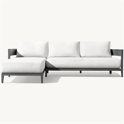 Útivistarsófi úr málmi